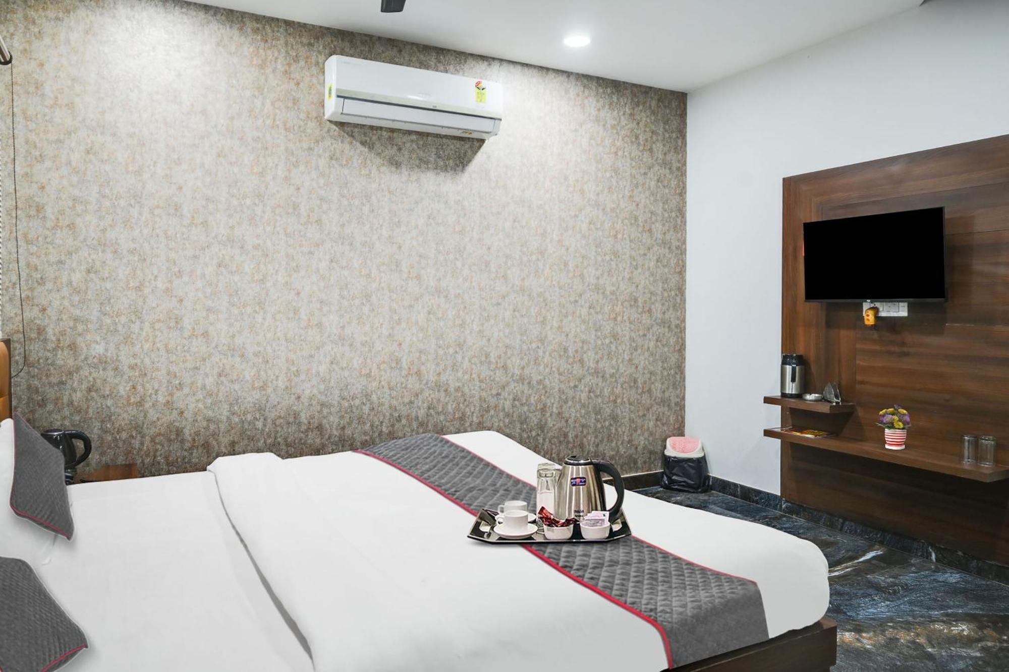 Hotel Townhouse Oak Ar Ganges Premium 3*